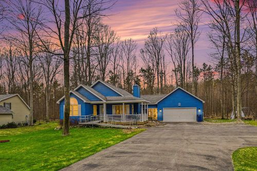 327 Eden St, Kingsley, MI, 49649-9289 | Card Image