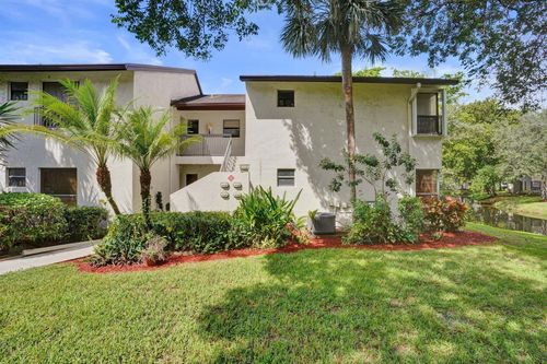 33101-3117 Cocoplum Cir, Coconut Creek, FL, 33063-5911 | Card Image