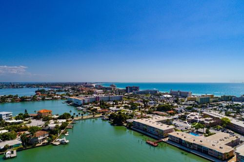 17-6000 2nd St E, ST PETE BEACH, FL, 33706-3739 | Card Image