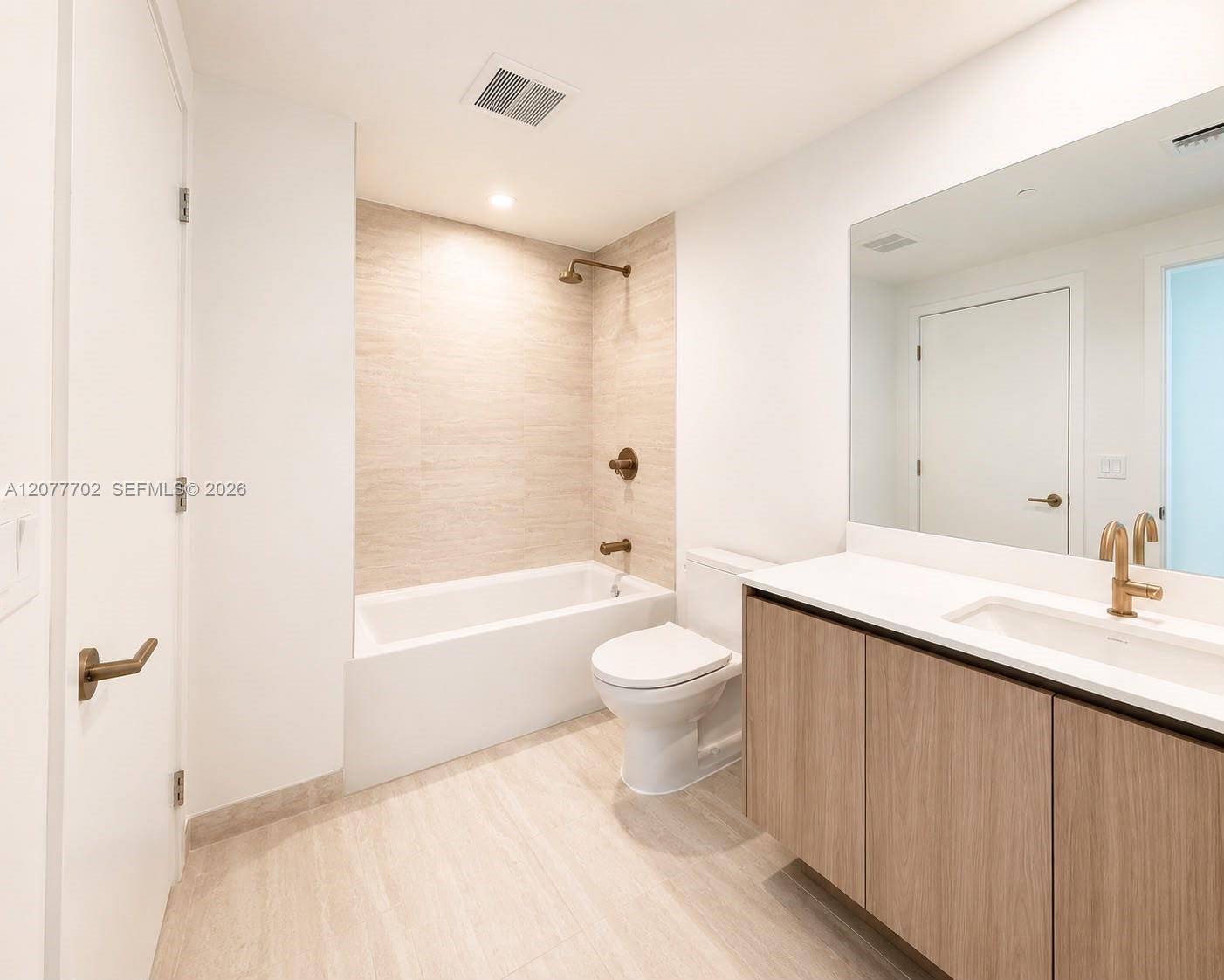 Residential Lease in Miami 4