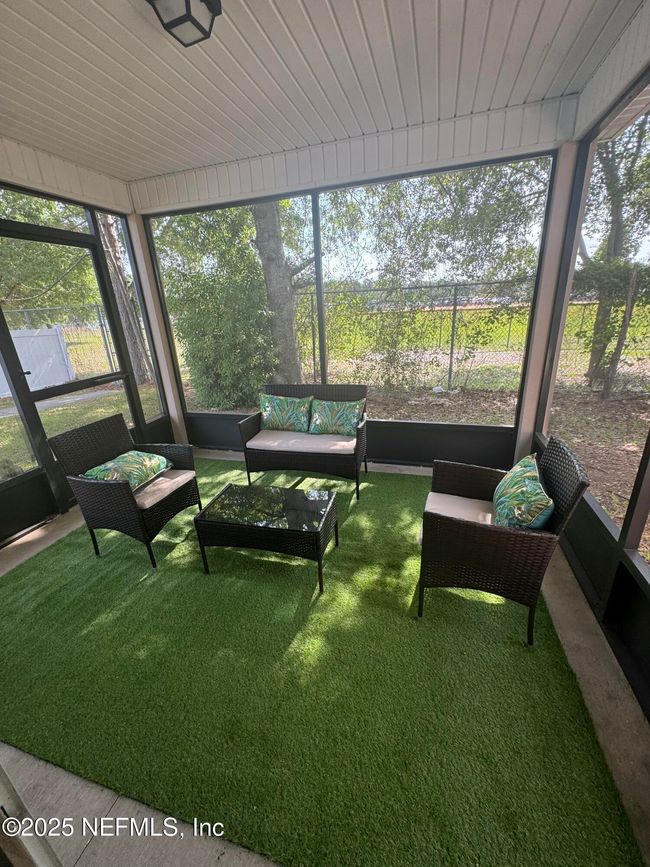 6251 Rolling Tree St, House other with 4 bedrooms, 2 bathrooms and null parking in Jacksonville FL | Image 18