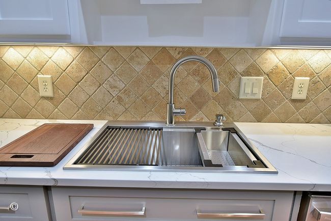 Ruvati Work Sink- comes with 3 different attachmen | Image 16