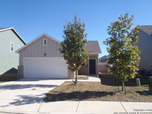 2561 Hiddenbrooke Trce, Seguin, TX, 78155-2696 | Card Image