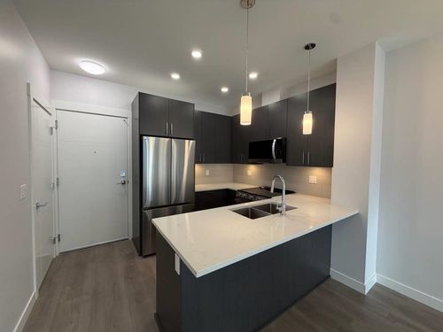 33886 Pine Street, Abbotsford, BC, V2X0N9 | Card Image
