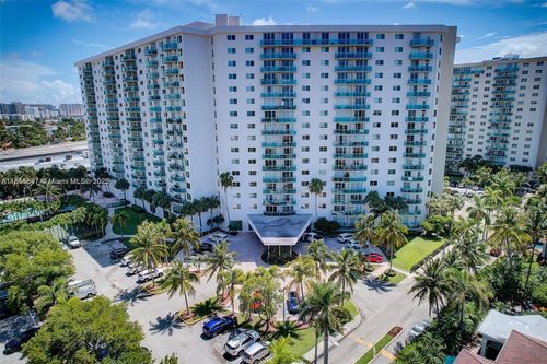 apt-322-19380 Collins Ave, Sunny Isles Beach, FL, 33160-2462 | Card Image