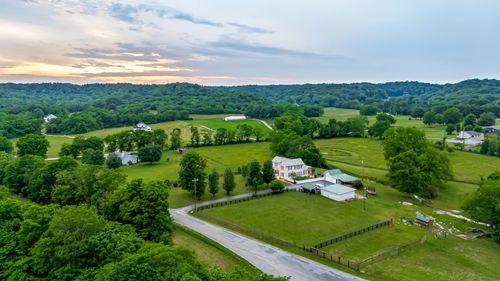 3310 Booker Ridge Rd, Mount Pleasant, TN, 38474-3005 | Card Image