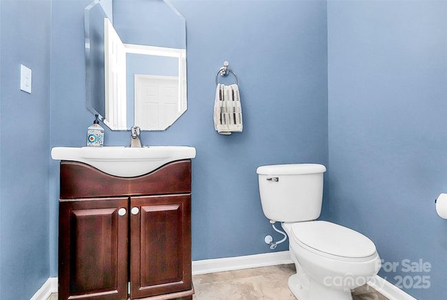 Downstairs Half Bath | Image 28