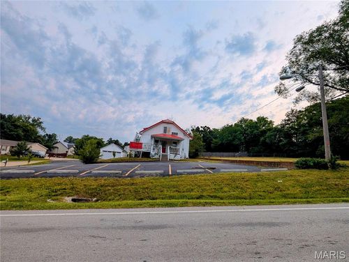 7063 State Road Bb, Cedar Hill, MO, 63016-2353 | Card Image