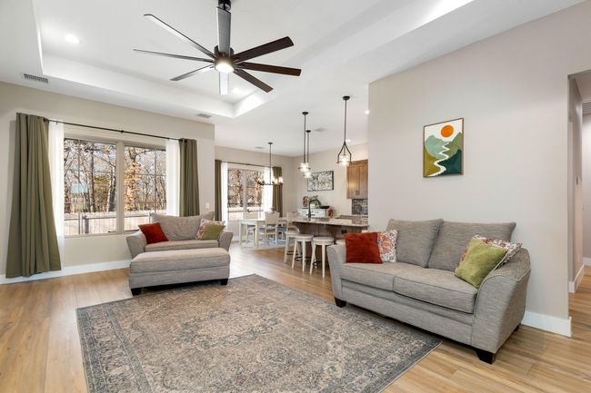 Living Room | Image 7