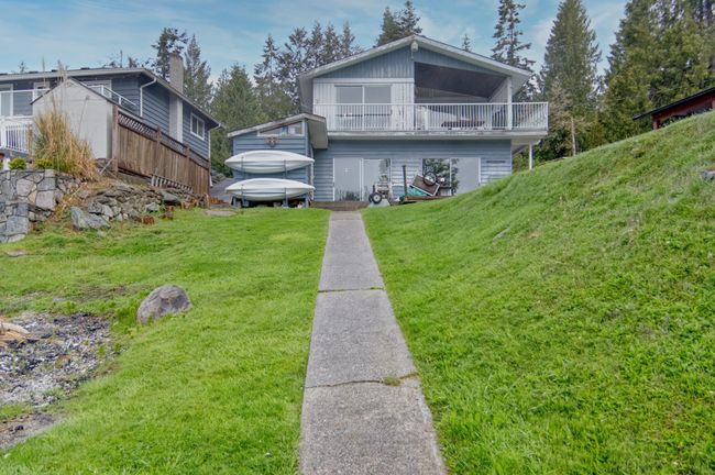 4618 Gerrans Bay Road, House other with 3 bedrooms, 2 bathrooms and 2 parking in Madeira Park BC | Image 29
