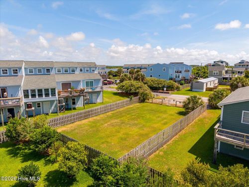 7115 11th Ave, N Topsail Beach, NC, 28460-8033 | Card Image