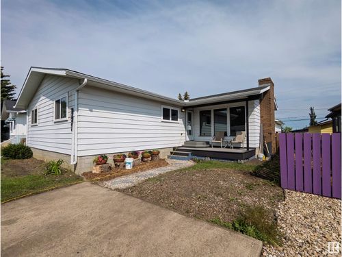 10524 104 St, Westlock, AB, T7P1M1 | Card Image