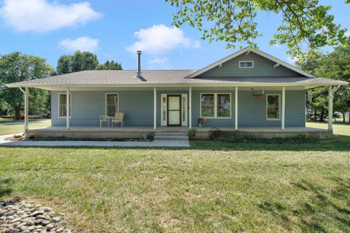 177 28th Ave, Moundridge, KS, 67107-7400 | Card Image