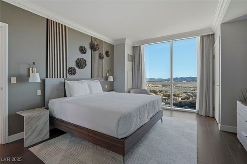 1614-135 E Harmon Ave, Las Vegas, NV, 89109-4503 | Card Image
