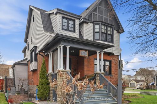 30 Catharine St, Belleville, ON, K8P1L5 | Card Image