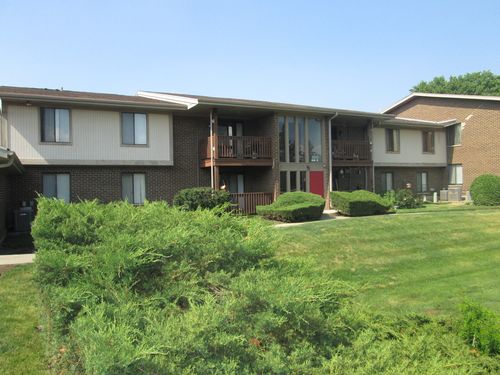 6-800 Brook Dr, Streamwood, IL, 60107-2544 | Card Image