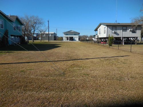 109 Riverbend Dr, Matagorda, TX, 77457 | Card Image