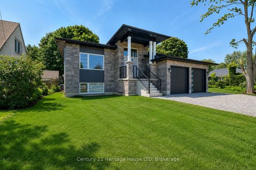 336 Sugarloaf St, Port Colborne, ON, L3K2P3 | Card Image