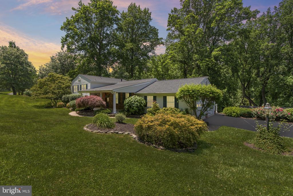 Residential in FOREST HILL 3
