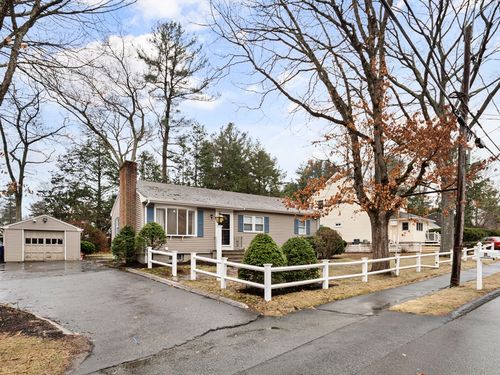 45 Park St, Wilmington, MA, 01887-1510 | Card Image