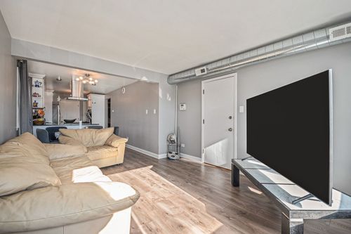 7524 W 63rd Pl, Summit, IL, 60501-1804 | Card Image