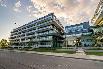 A301 - 1117 Cooke Blvd, Condo with 1 bedrooms, 1 bathrooms and 1 parking in Burlington ON | Image 2