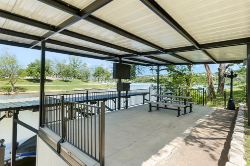 500 Lakeshore Dr, Marble Falls, TX, 78654-7280 | Card Image
