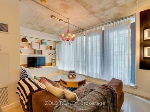 606-36 Charlotte St, Toronto, ON, M5V3P7 | Card Image