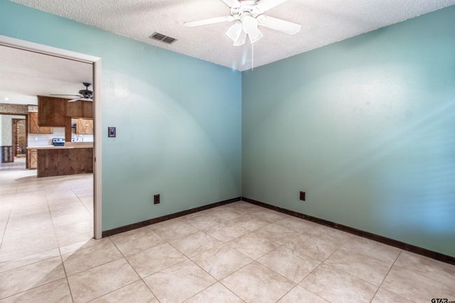 13402 County Road 1131, House other with 3 bedrooms, 2 bathrooms and null parking in Flint TX | Image 26