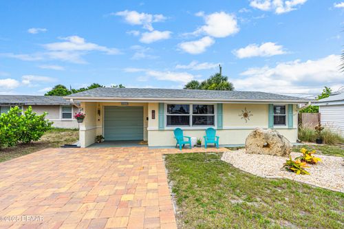 15 Hibiscus Dr, Ormond Beach, FL, 32176-3512 | Card Image