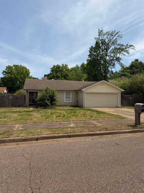 7016 Pam Dr, Millington, TN, 38053 | Card Image