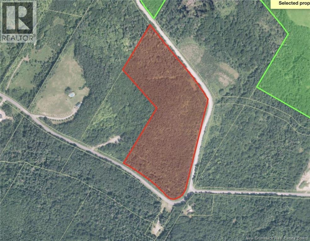 Land in Edmundston