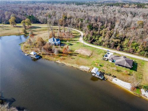 226 Kokomo Ln, Bush, LA, 70431-3901 | Card Image