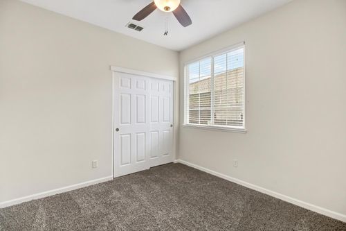 12304 Pawcatuck Way, Rancho Cordova, CA, 95742-7735 | Card Image