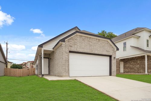 9423 Graze Land Dr, San Antonio, TX, 78211-3014 | Card Image