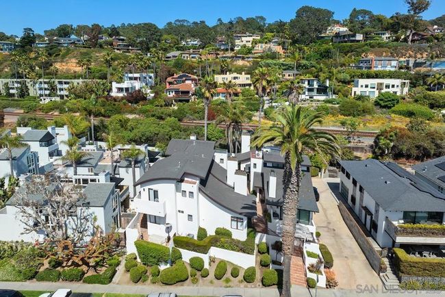 1729 Coast Blvd, Condo with 1 bedrooms, 2 bathrooms and 2 parking in Del Mar CA | Image 22