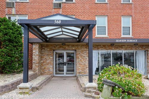 apt-3h-560 W Broadway, Long Beach, NY, 11561-3006 | Card Image