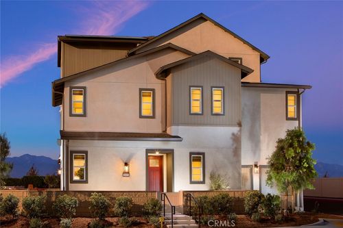 12837 Auburn Dr, Eastvale, CA, 92880-9200 | Card Image