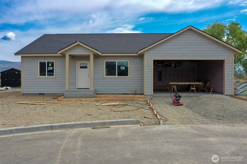 706 Petra Ct, Omak, WA, 98841 | Card Image
