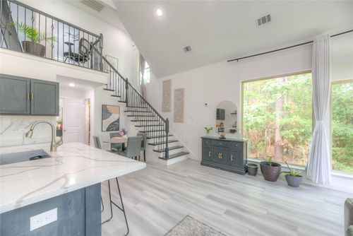175 Water Oak, Livingston, TX, 77351-8521 | Card Image