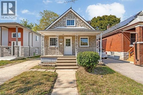 649 Bridge Ave, Windsor, ON, N9B2M5 | Card Image
