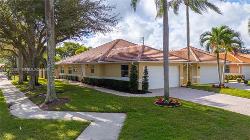 5561 Grande Palm Cir, Delray Beach, FL, 33484 | Card Image