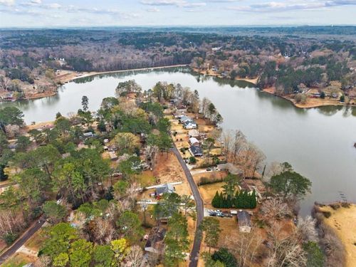 347 Laurel Ln, Stockbridge, GA, 30281-1713 | Card Image