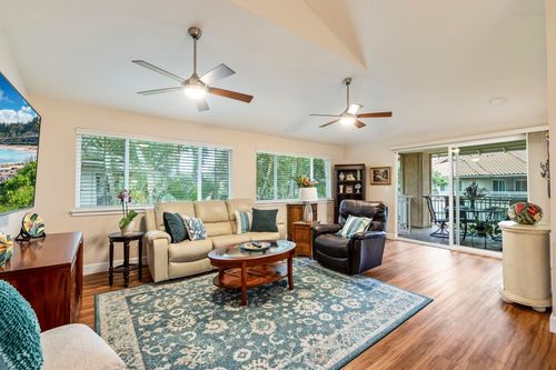 apt-201-16 Kai Makani Loop, Kihei, HI, 96753-5516 | Card Image