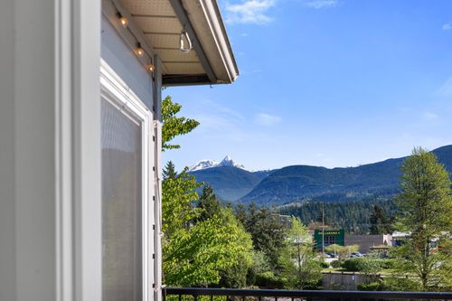 c311-40140 Willow Cres, Squamish, BC, V8B0M1 | Card Image