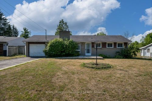 24 Quinte Rd, Trenton, ON, K8V5P5 | Card Image