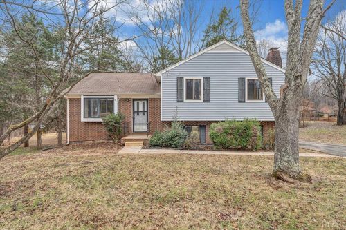 307 Forest Dale Dr, Forest, VA, 24551-2617 | Card Image