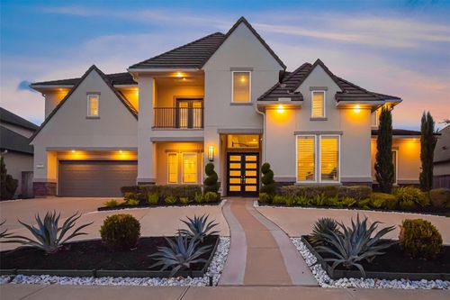 22 Crown Grv, Sugar Land, TX, 77498-2532 | Card Image