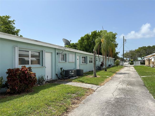 ALLEY AT BACK OF BLDG FOR EASY ACCESS TO BACK DOOR | Image 22