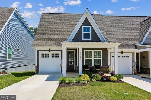 13439 Petrel St, CLARKSBURG, MD, 20871-6415 | Card Image